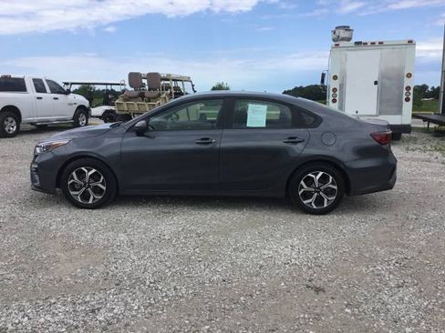 Used 2020 Kia Forte LXS FWD image 6