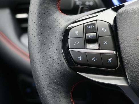 Used 2025 Ford Explorer ST image 23