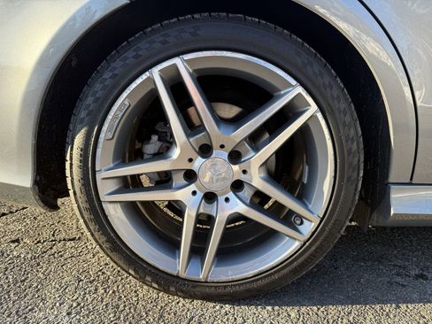 Used 2014 Mercedes-Benz E 350 E 350 LUXURY 4MATIC image 35