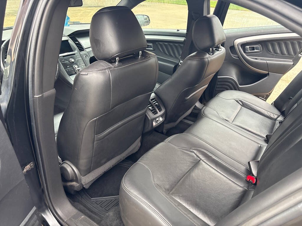 Used 2014 Ford Taurus SEL w/ Equipment Group 201A FWD image 11