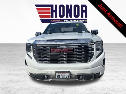Used 2023 GMC Sierra 1500 Denali w/ Denali Reserve Package image 4