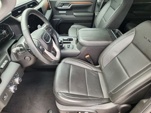 Used 2024 GMC Sierra 1500 Denali w/ Denali Reserve Package image 9