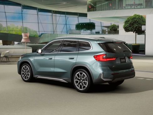 Used 2026 BMW X1 xDrive28i w/ Technology Package image 28