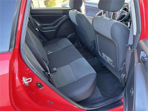 Used 2007 Toyota Matrix image 13