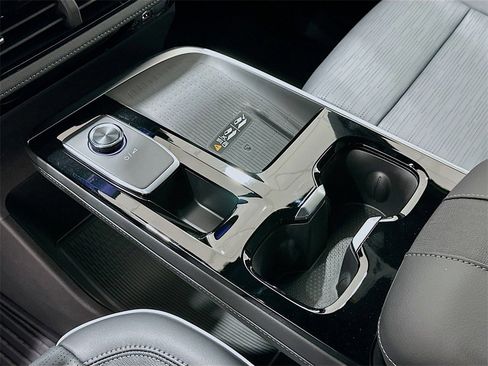 New 2026 Buick Enclave Sport Touring image 17