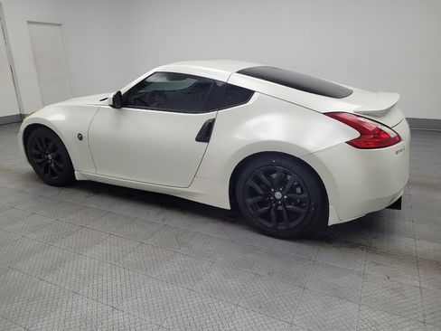 Used 2013 Nissan 370Z Coupe w/ Aerodynamics Pkg RWD image 3