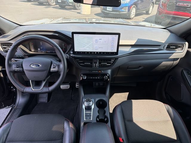 Used 2024 Ford Escape ST-Line w/ Tech Pack #1 AWD/4WD image 12
