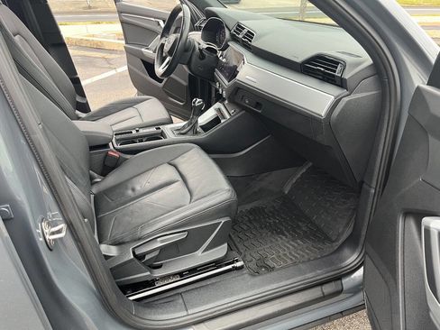 Used 2020 Audi Q3 2.0T Premium w/ Convenience Package image 10