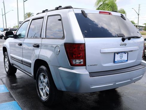 Used 2006 Jeep Grand Cherokee Laredo w/ Cargo Convenience Group image 3