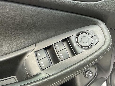 Used 2023 Buick Encore GX Select w/ Sport Touring Package image 13