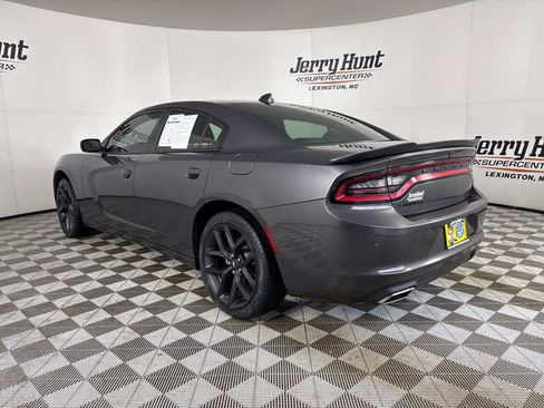 Used 2022 Dodge Charger SXT w/ Plus Group image 6
