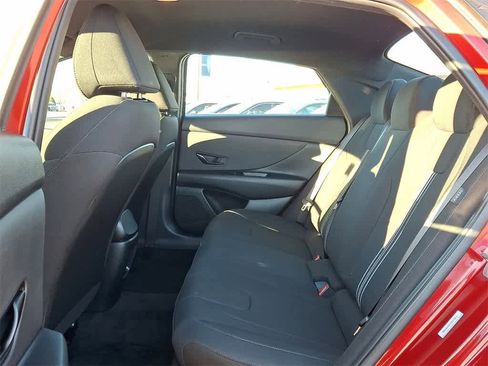 Used 2025 Hyundai Elantra Sport image 10