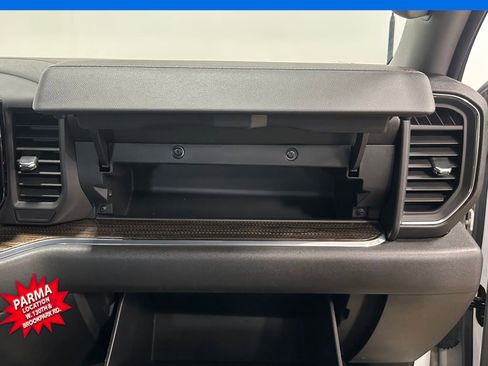 Used 2024 Chevrolet Silverado 2500 LT w/ Convenience Package image 26