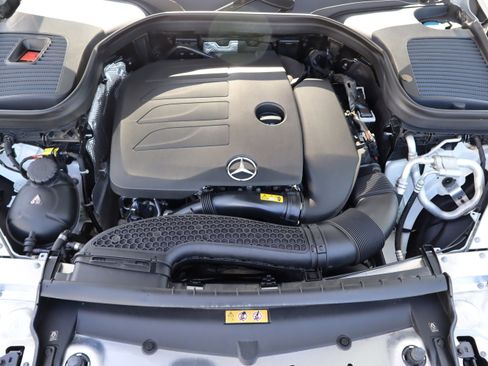 Used 2022 Mercedes-Benz GLC 300 4MATIC image 43