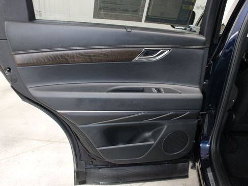 Used 2024 Genesis GV80 3.5T image 20