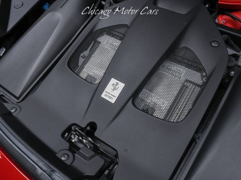 Used 2023 Ferrari 812 GTS RWD image 32