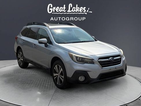 Used 2018 Subaru Outback 2.5i Limited AWD/4WD image 7