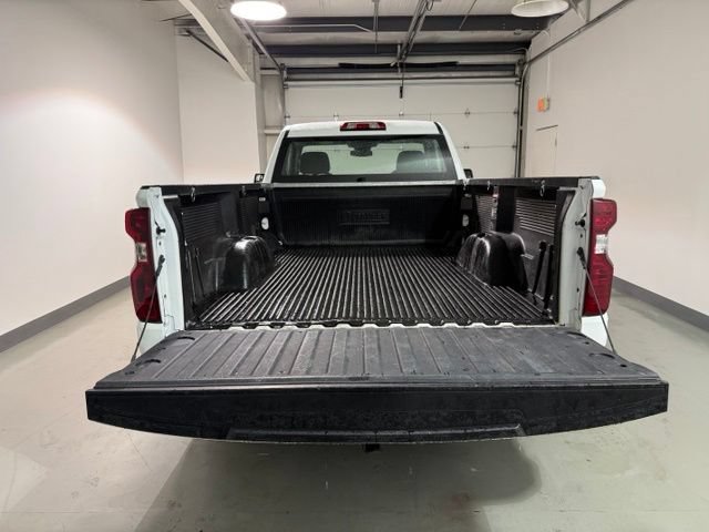 Certified 2025 Chevrolet Silverado 1500 W/T RWD image 9