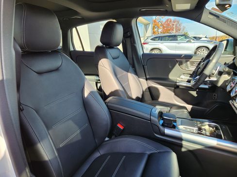 Used 2021 Mercedes-Benz GLA 35 AMG 4MATIC image 16