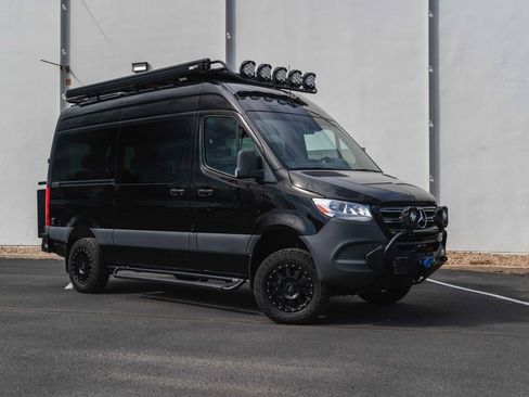 Used 2020 Mercedes-Benz Sprinter 2500 image 1