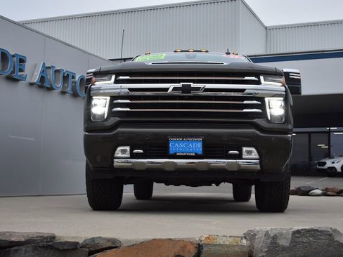 Certified 2022 Chevrolet Silverado 3500 High Country w/ Z71 Off-Road Package image 3