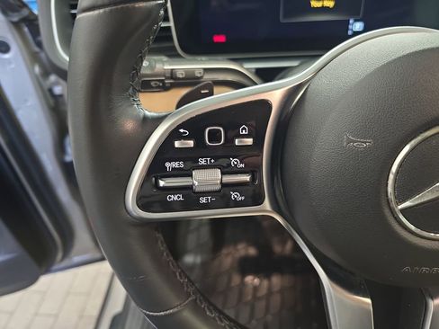 Certified 2022 Mercedes-Benz GLE 350 4MATIC w/ Premium Package image 19