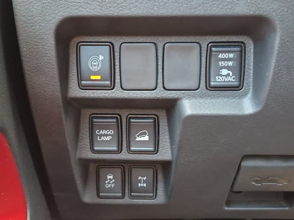 Used 2023 Nissan Frontier PRO-4X w/ Pro Convenience Package AWD/4WD image 18