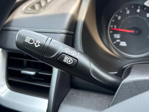 Used 2022 GMC Terrain SLE AWD/4WD image 10