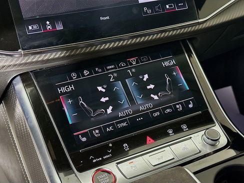 Used 2024 Audi RS Q8 AWD/4WD image 22