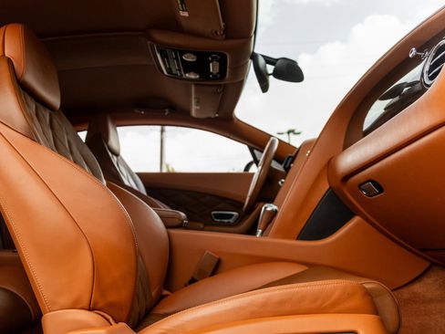 Used 2013 Bentley Continental GT image 37