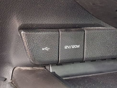 Certified 2021 Toyota Camry SE w/ Convenience Package FWD image 25