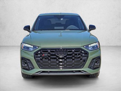 Certified 2024 Audi SQ5 Premium Plus w/ Premium Plus Package AWD/4WD image 2