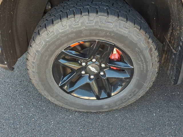 Used 2021 Chevrolet Silverado 1500 LT Trail Boss AWD/4WD image 4