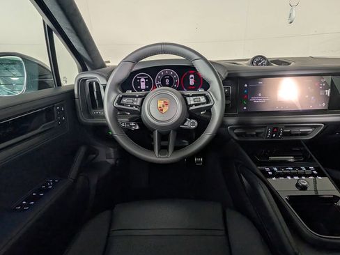 New 2026 Porsche Cayenne GTS AWD/4WD image 21