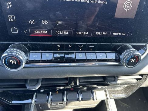 Certified 2024 GMC Canyon Elevation w/ Convenience Package AWD/4WD image 18
