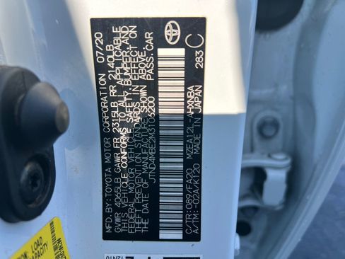 Used 2021 Toyota Corolla SE FWD image 36