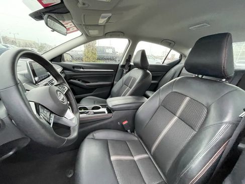 Used 2025 Nissan Altima 2.5 SR image 21