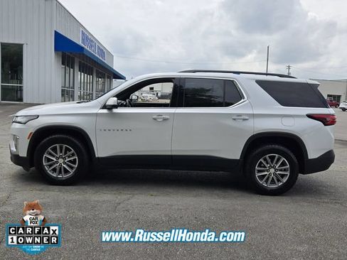 Used 2023 Chevrolet Traverse LT FWD image 4
