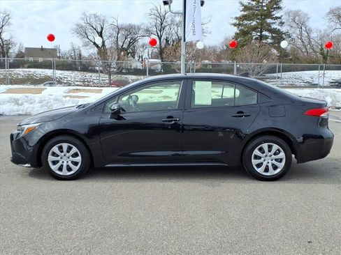 Certified 2025 Toyota Corolla LE image 8