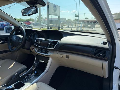 Used 2015 Honda Accord EX-L image 15