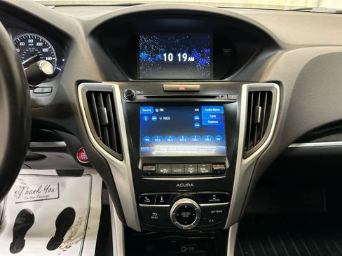 Used 2019 Acura TLX image 6