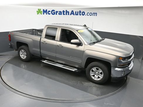 Used 2017 Chevrolet Silverado 1500 LT w/ All Star Edition AWD/4WD image 3