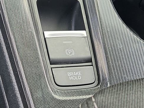 Used 2025 Honda Civic Sport image 25