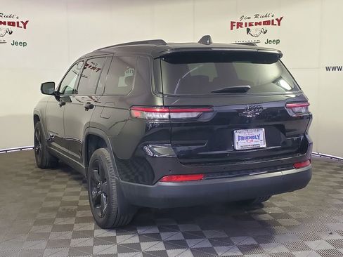 Used 2025 Jeep Grand Cherokee L Altitude AWD/4WD image 4