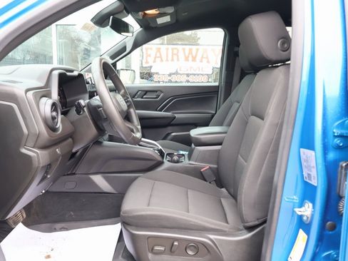 Used 2024 Chevrolet Colorado Trail Boss w/ Advanced Trailering Package image 12