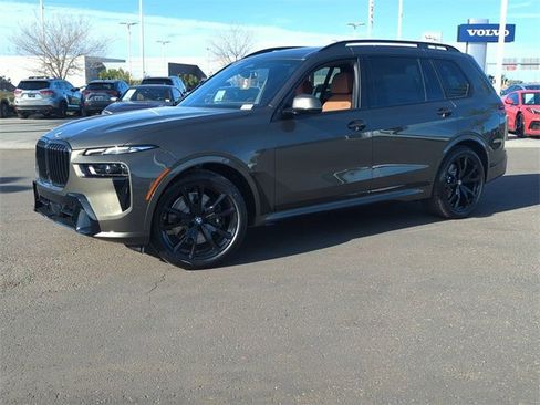 New 2026 BMW X7 xDrive40i w/ M Sport Package image 2