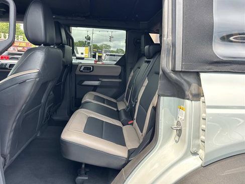 Certified 2022 Ford Bronco Wildtrak AWD/4WD image 11