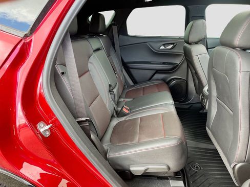 Used 2022 Chevrolet Blazer RS w/ Enhanced Convenience Package image 29