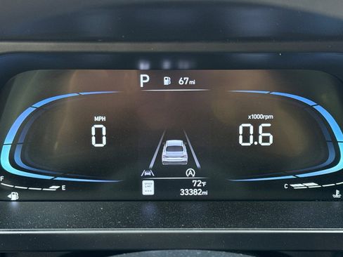 Used 2024 Hyundai Elantra SE image 22