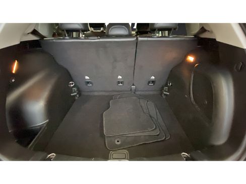 Used 2022 Jeep Compass Limited w/ Sun and Sound Group AWD/4WD image 28